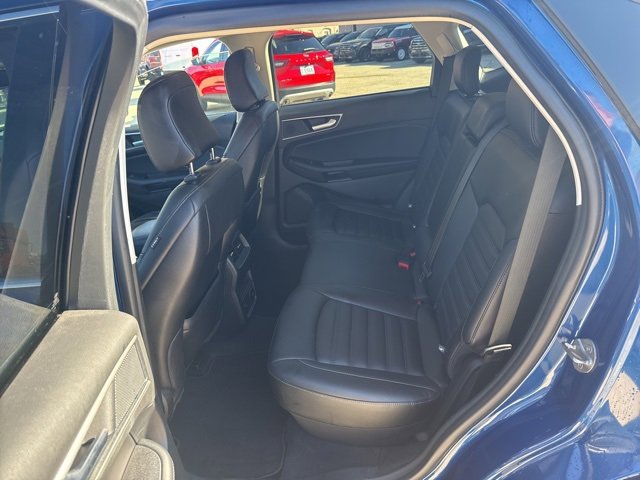 Used 2024 Ford Edge SEL w/ Convenience Package image 5