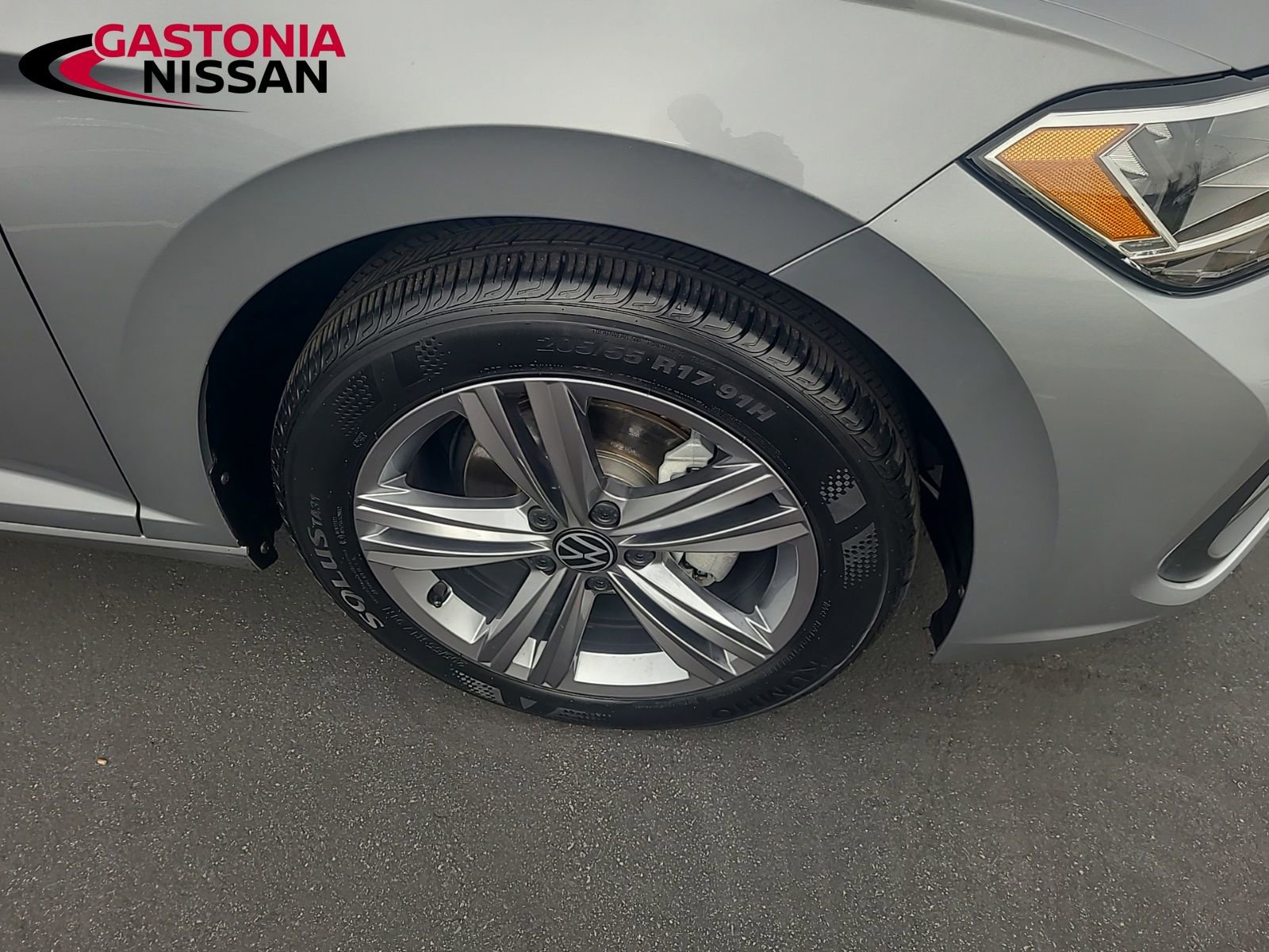 Used 2024 Volkswagen Jetta SE image 44