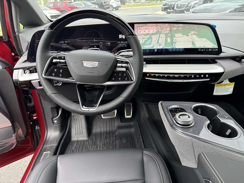 New 2026 Cadillac Optiq Sport 1 w/ LPO, Floor Liner Package AWD/4WD image 18