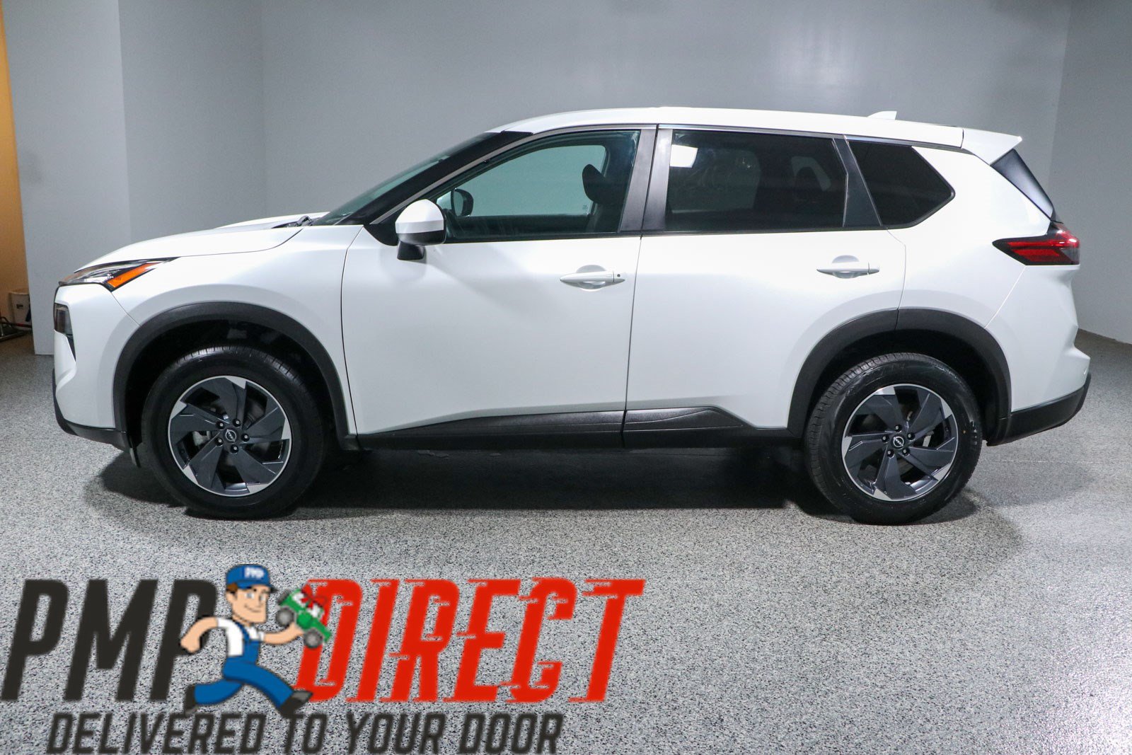 Used 2024 Nissan Rogue SV FWD image 10