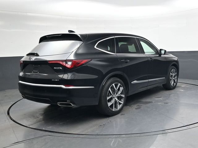 Used 2023 Acura MDX SH-AWD w/ Technology Package image 4