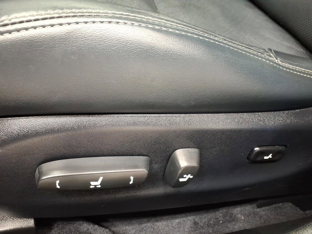 Used 2013 Lexus IS 250 AWD w/ Luxury Plus Pkg Value Edition image 19