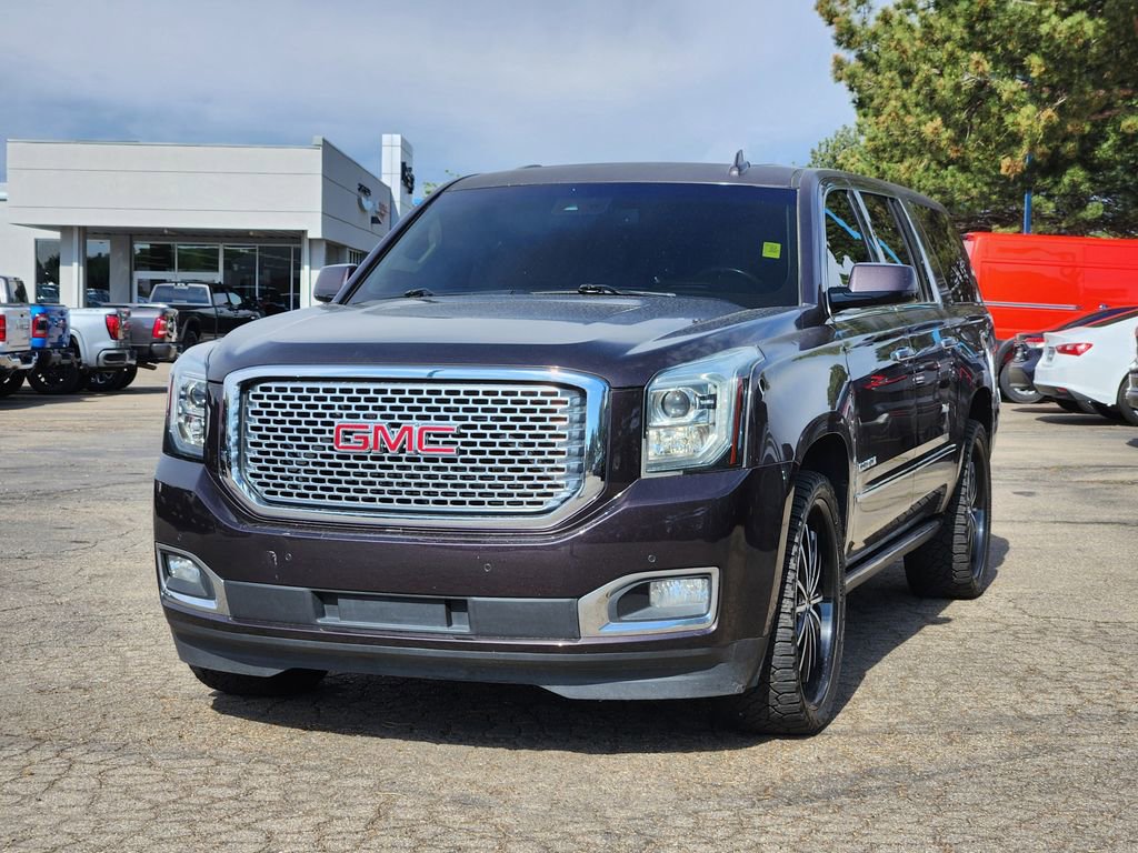 Used 2015 GMC Yukon XL Denali w/ Premium Package AWD/4WD image 4