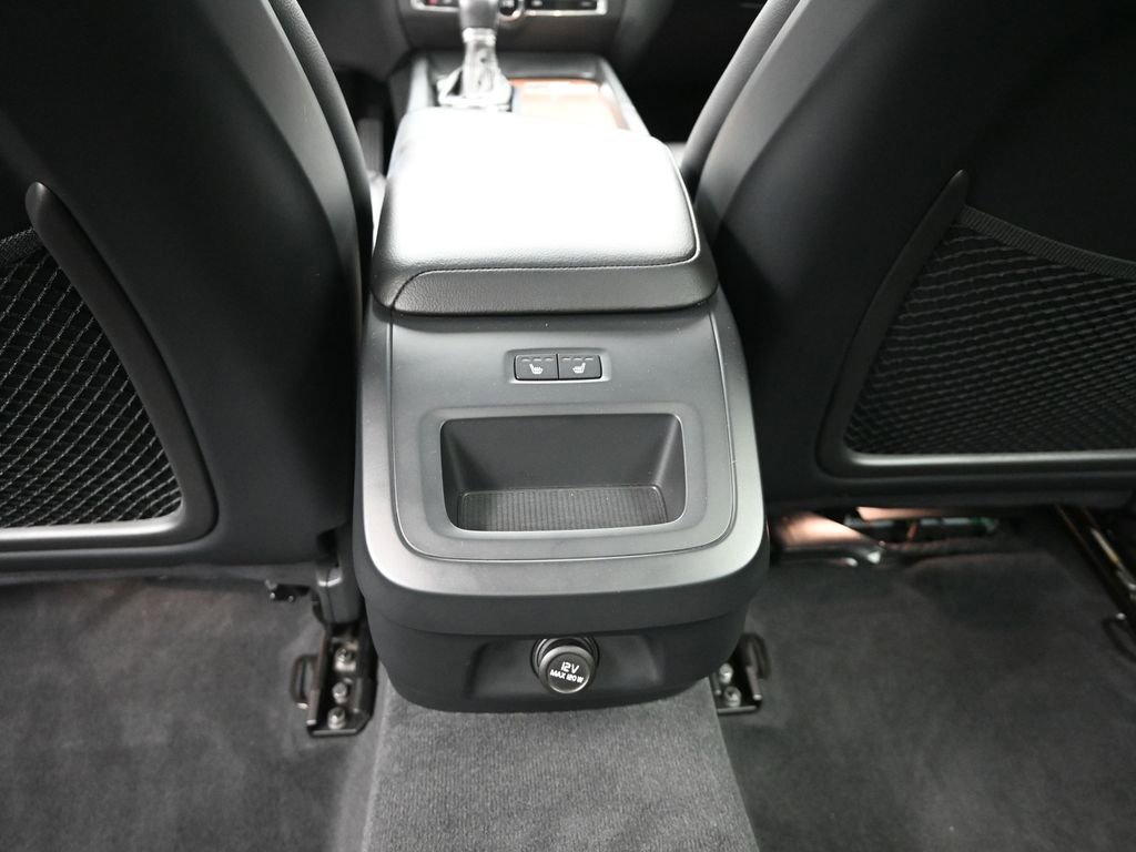 Used 2020 Volvo S60 T6 Momentum w/ Protection Package Premier image 15