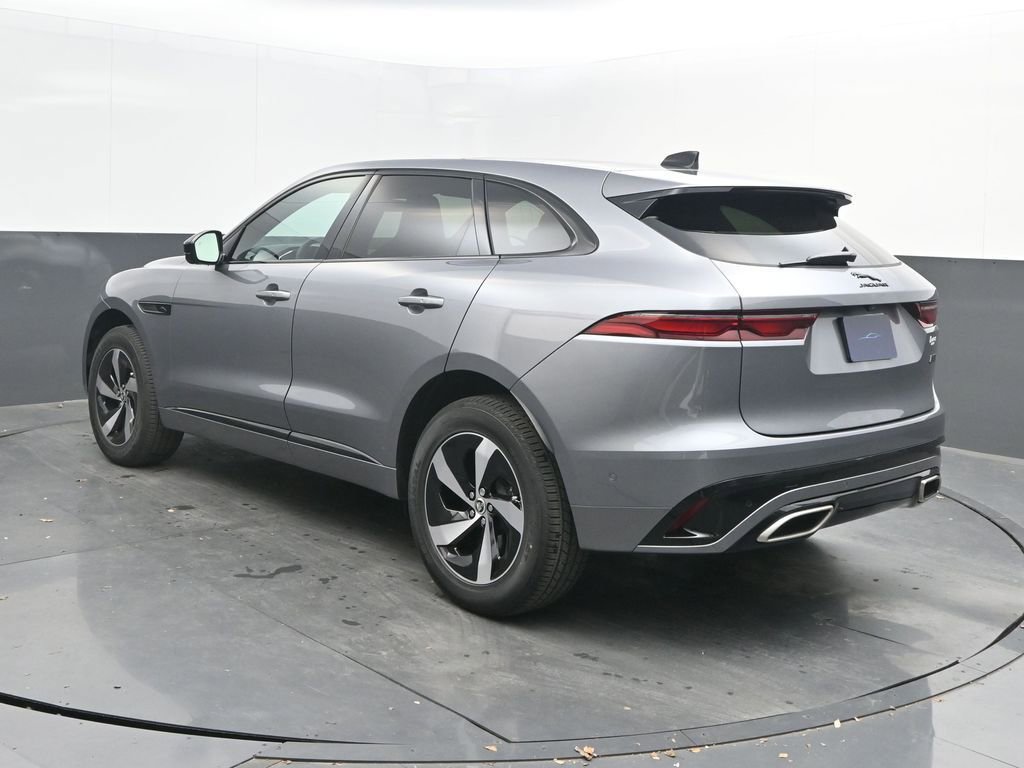 New 2026 Jaguar F-PACE R-Dynamic S image 3