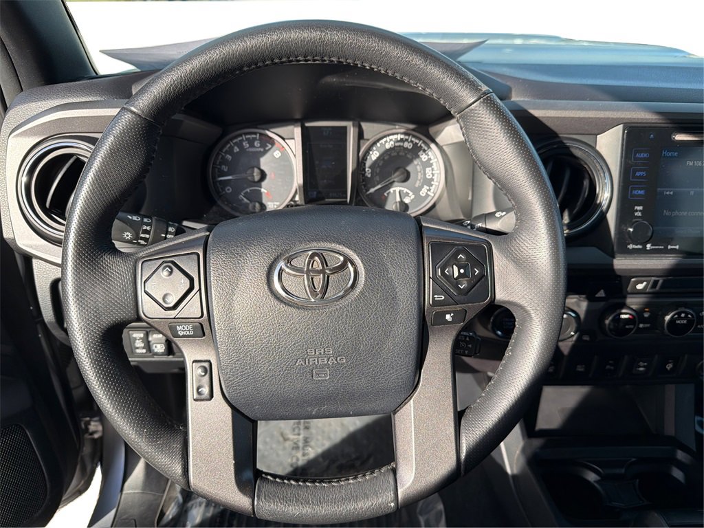 Used 2017 Toyota Tacoma TRD Sport image 20