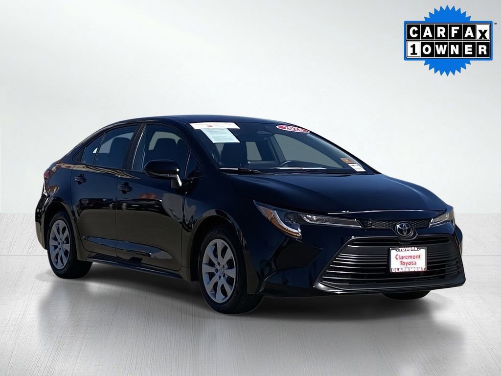 Certified 2025 Toyota Corolla LE image 12