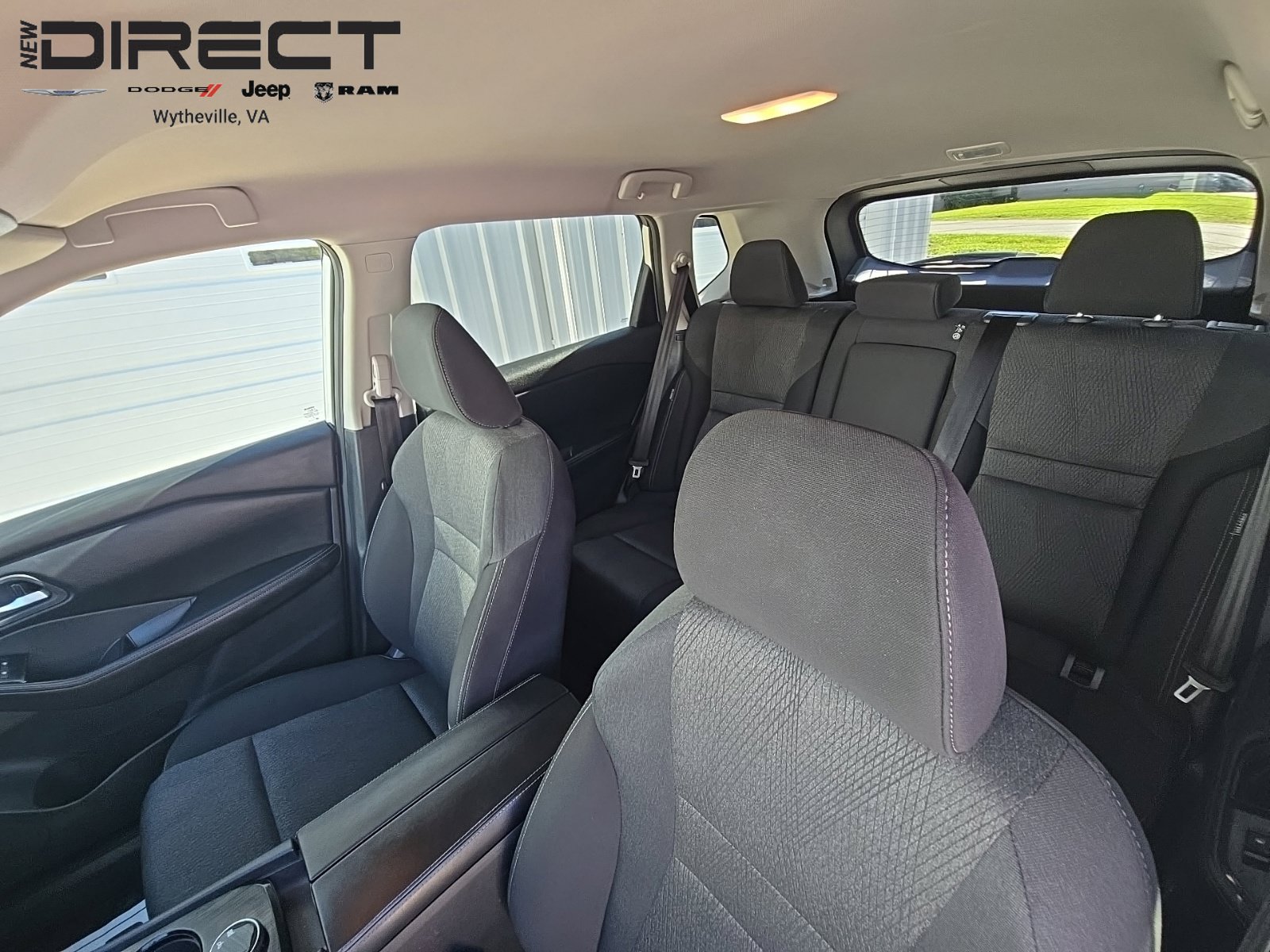 Used 2025 Nissan Rogue SV AWD/4WD image 26