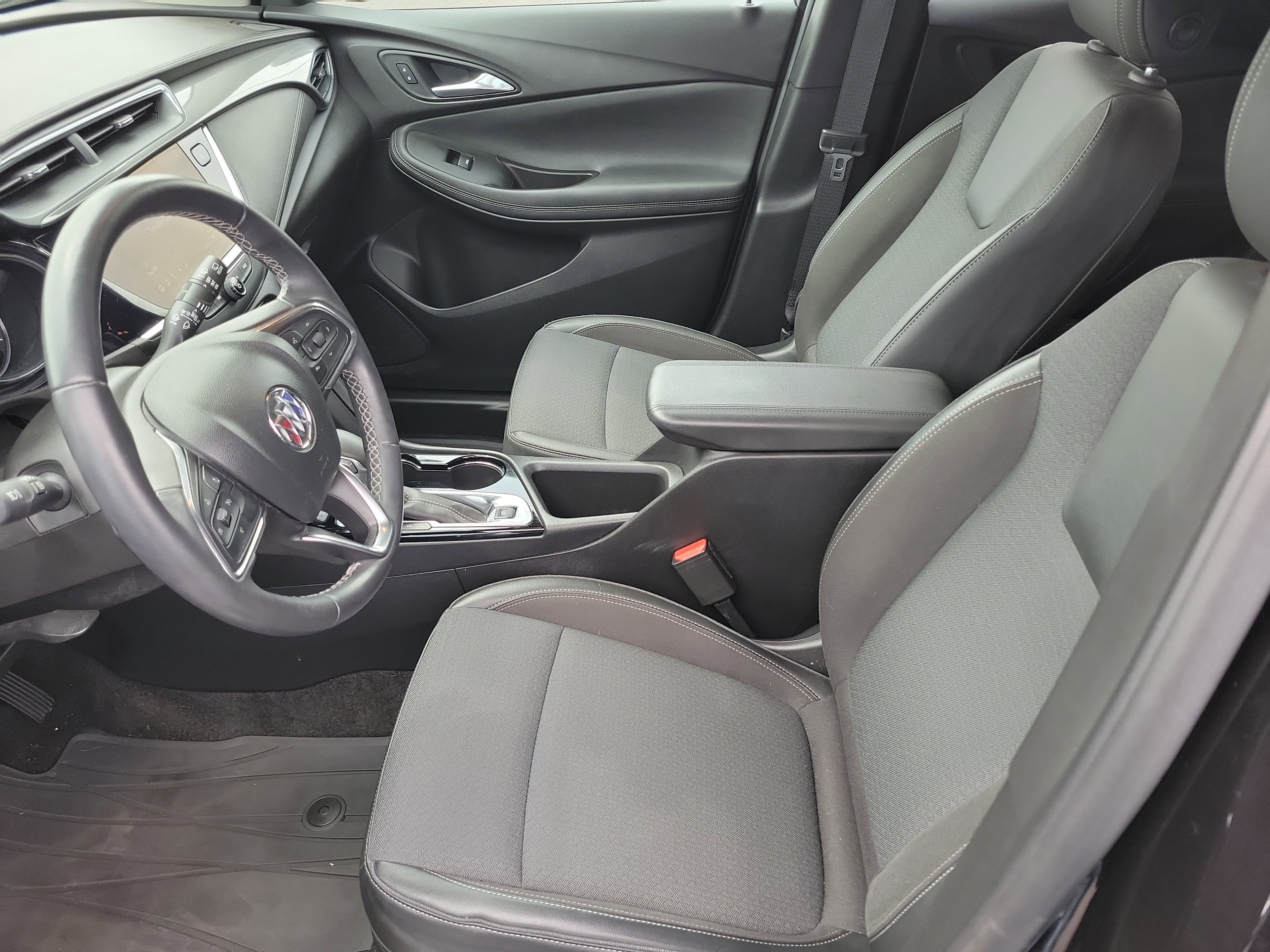 Used 2020 Buick Encore GX Select w/ Advanced Technology Package FWD image 14