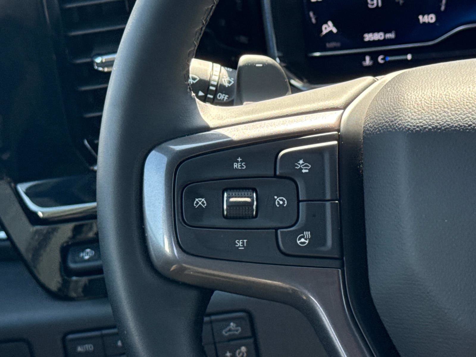 Used 2025 Chevrolet Silverado 1500 ZR2 w/ Technology Package image 11