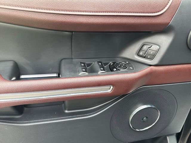 Used 2023 Ford Expedition Max Limited AWD/4WD image 8