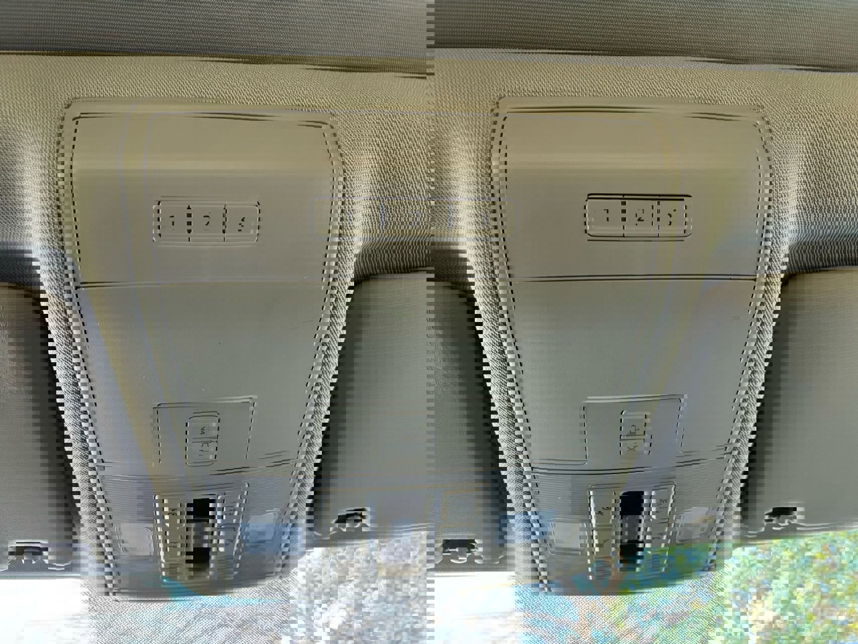 Used 2018 Volkswagen Atlas Launch Edition image 30