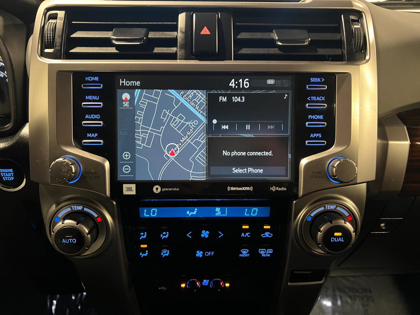 Used 2023 Toyota 4Runner Limited image 17