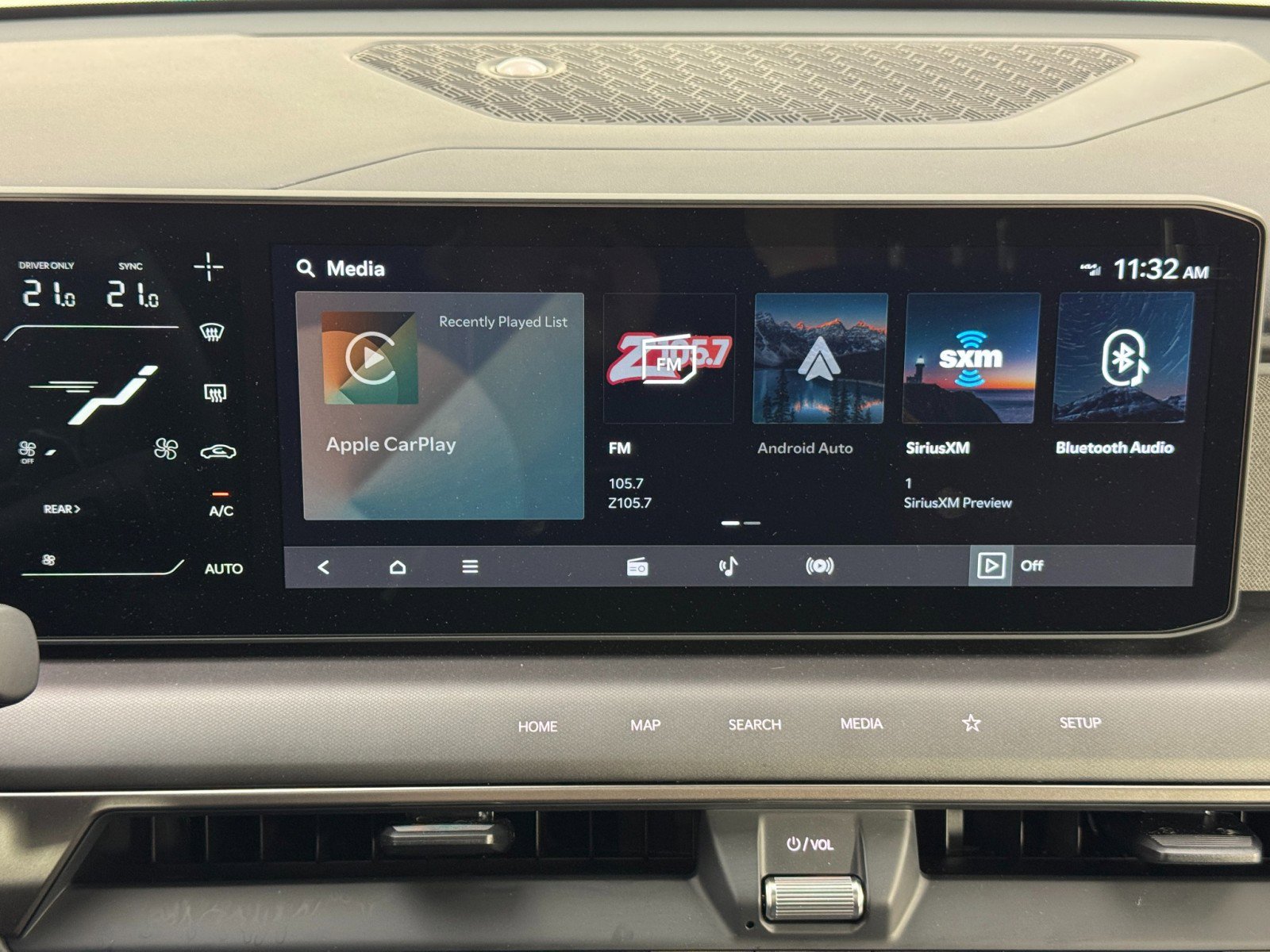 Used 2025 Kia EV9 Wind image 25