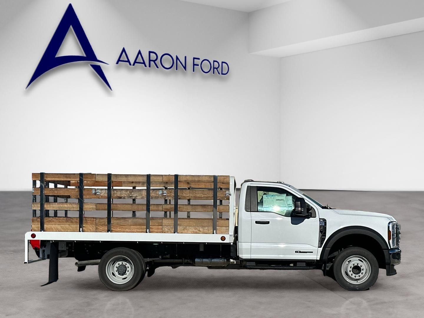 Used 2024 Ford F450 XL w/ XL Chrome Package image 7