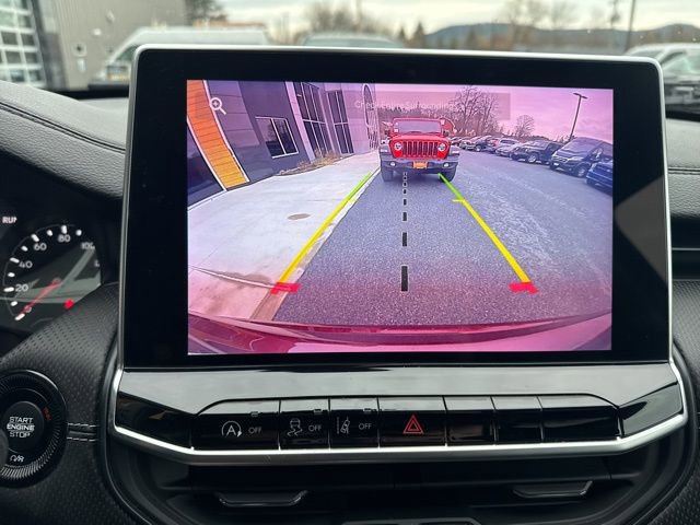 Certified 2022 Jeep Compass Altitude w/ Convenience Group image 21