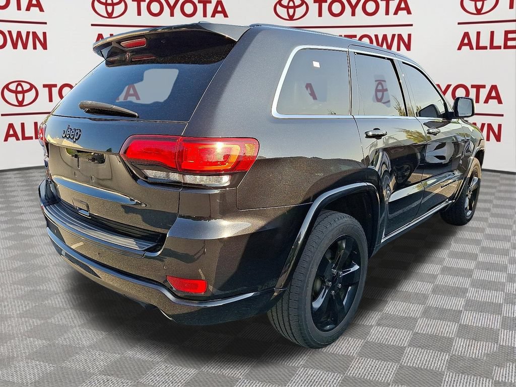 Used 2015 Jeep Grand Cherokee Altitude AWD/4WD image 7