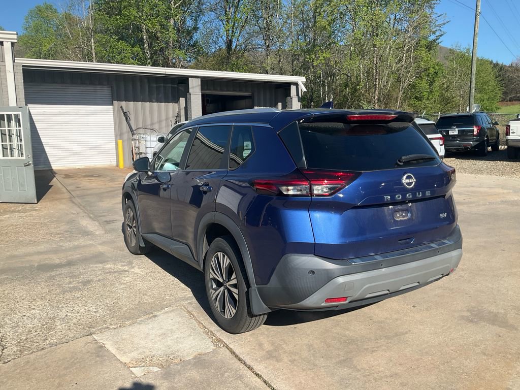 Used 2022 Nissan Rogue SV w/ SV Premium Package image 7