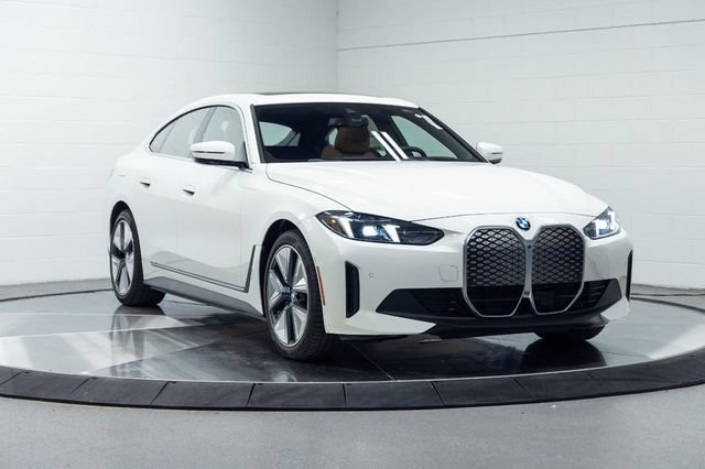 New 2026 BMW i4 xDrive40i w/ Premium Package AWD/4WD image 5