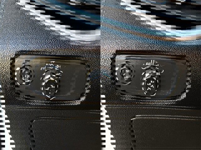 Used 2024 Chevrolet Malibu LT image 24