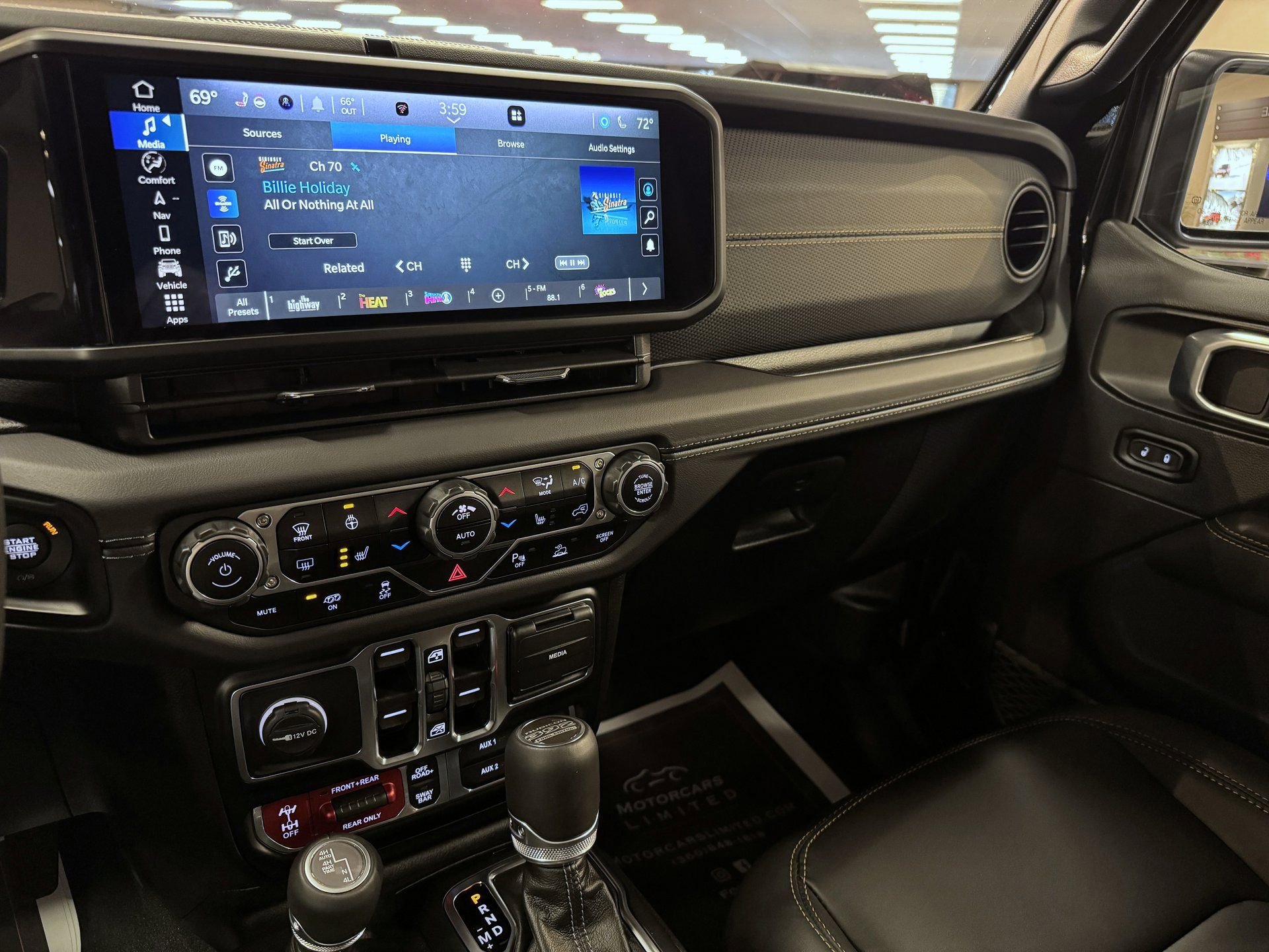 Used 2024 Jeep Wrangler Unlimited Rubicon 392 image 55