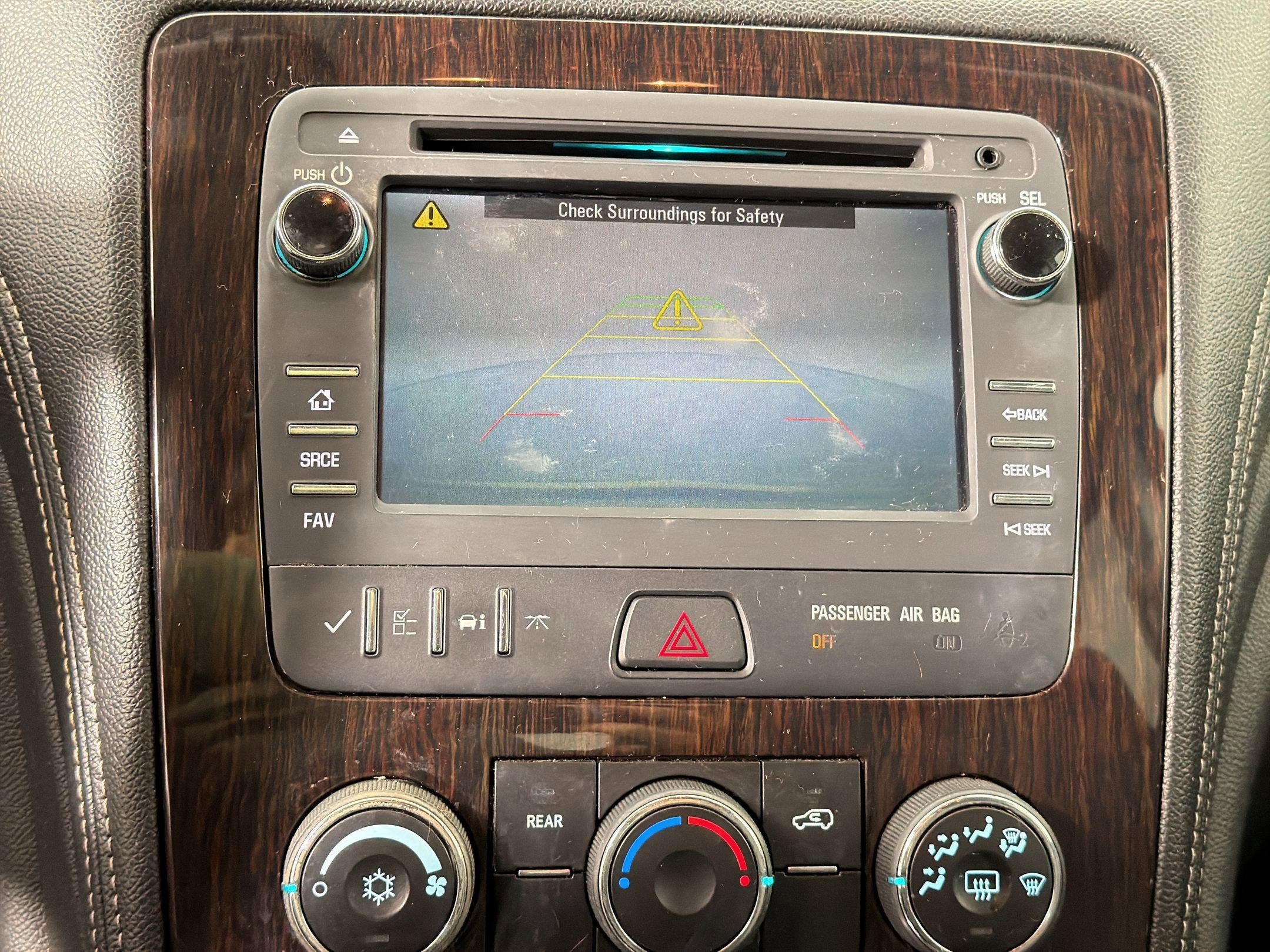 Used 2016 Chevrolet Traverse LT w/ Style and Technology Package image 25