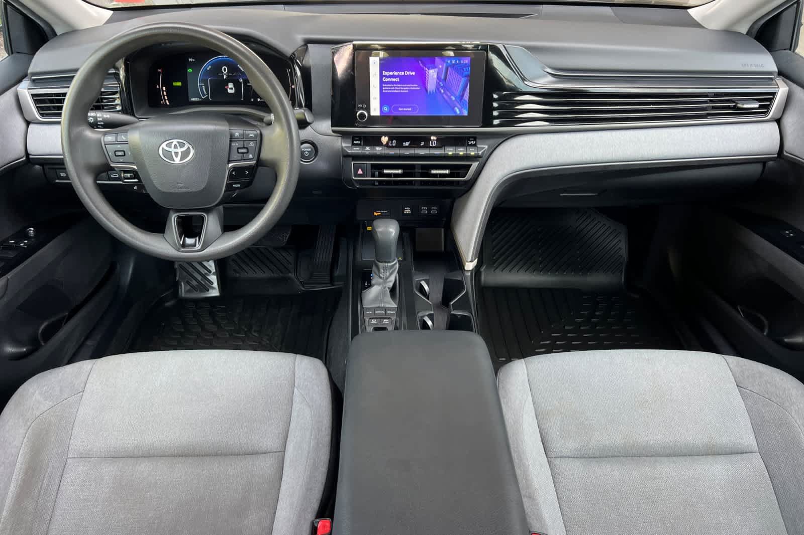 Used 2025 Toyota Camry LE FWD image 3