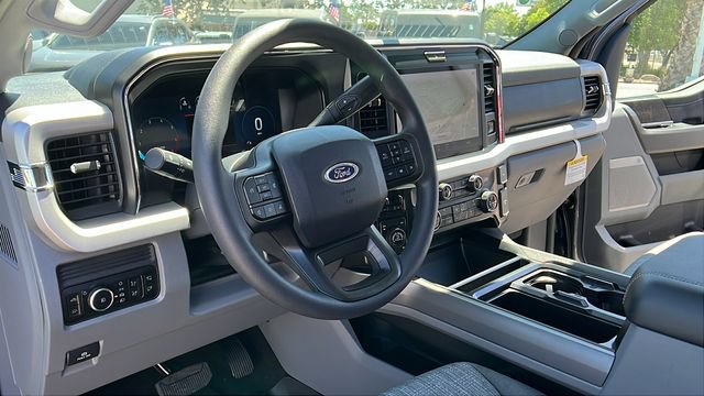 New 2026 Ford F250 XLT w/ XLT Premium Package AWD/4WD image 16