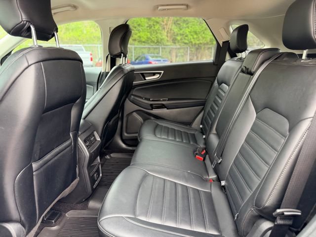 Used 2019 Ford Edge SEL w/ Equipment Group 201A AWD/4WD image 25