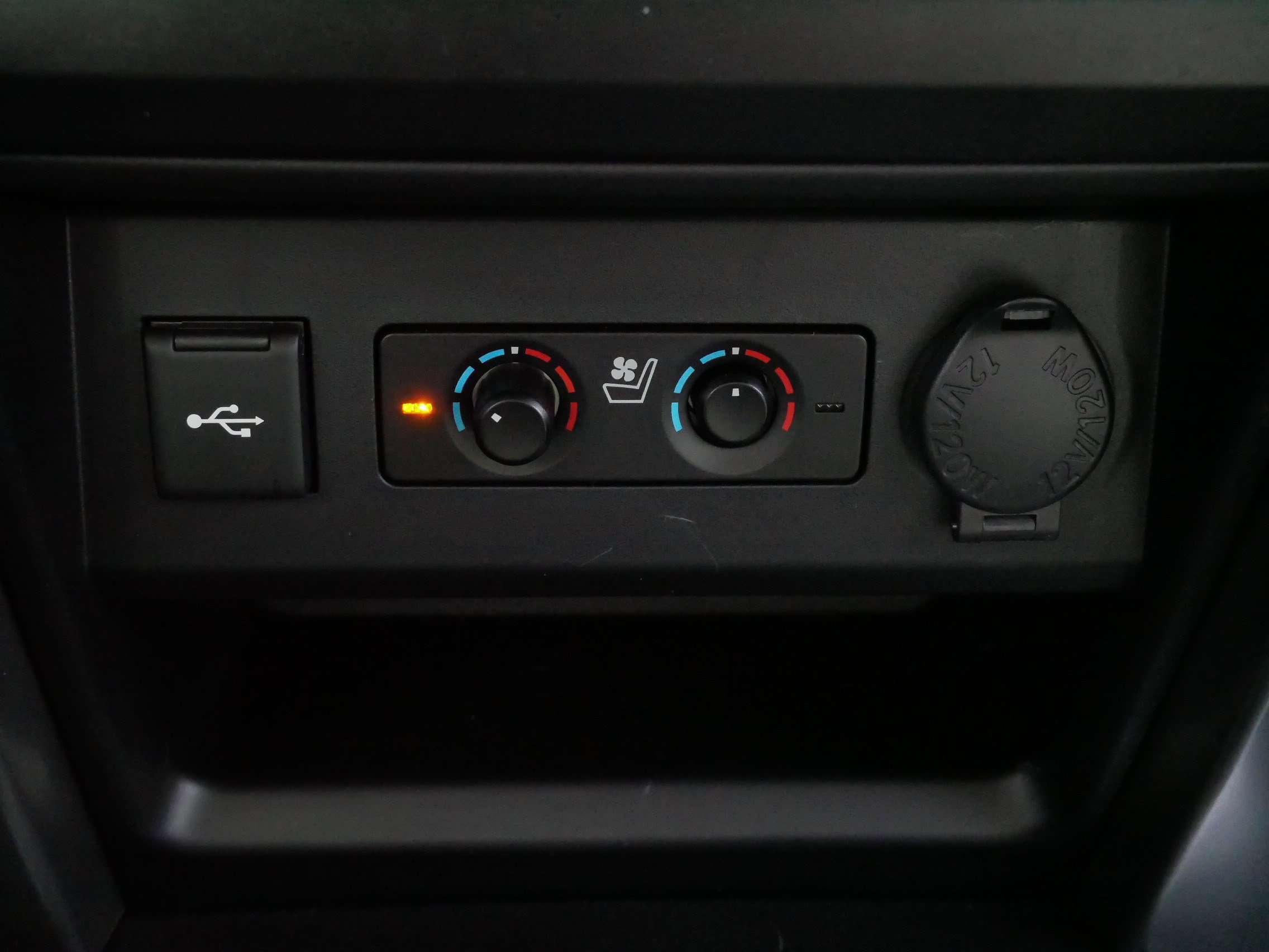 Used 2022 Toyota 4Runner Limited AWD/4WD image 29