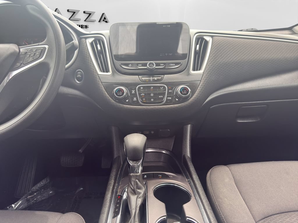 Used 2023 Chevrolet Malibu LT w/ Driver Confidence Package FWD image 15