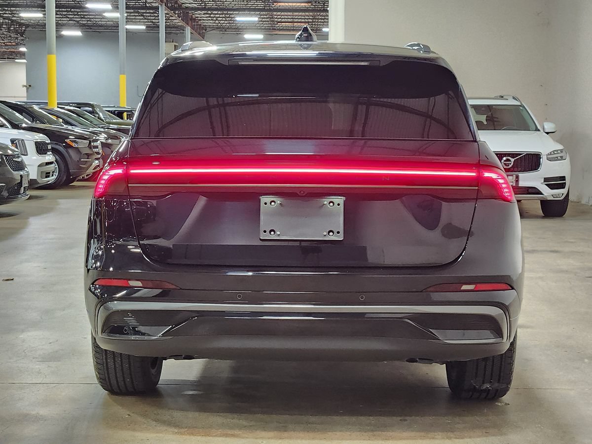 Used 2024 Lincoln Nautilus Black Label w/ Jet Appearance Package (87T) AWD/4WD image 10
