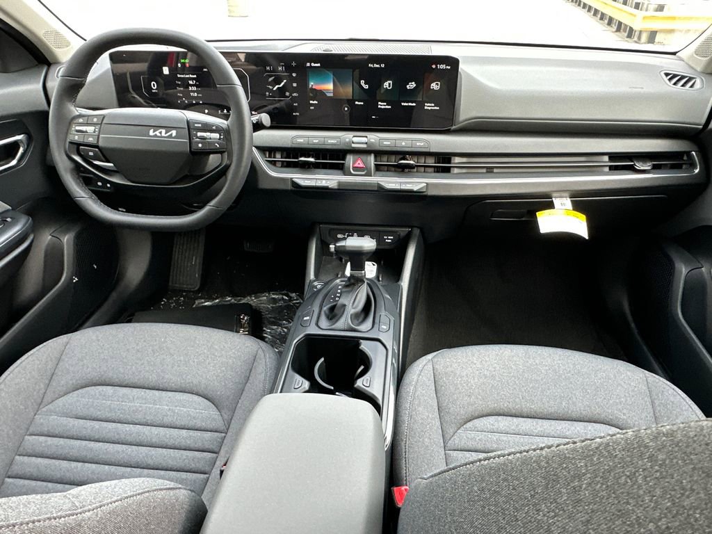 New 2025 Kia K4 EX FWD image 14