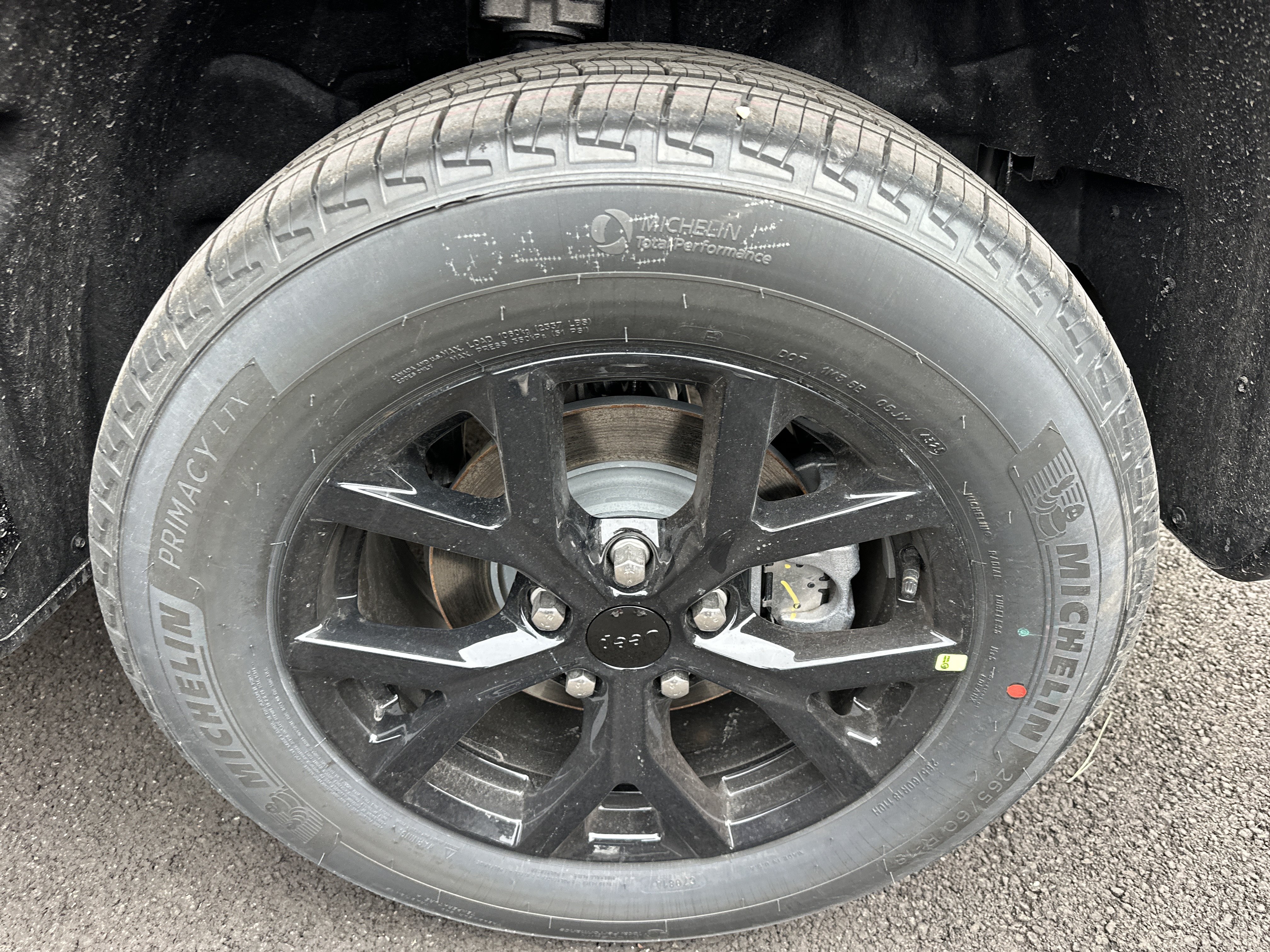 New 2026 Jeep Grand Cherokee Altitude AWD/4WD image 34