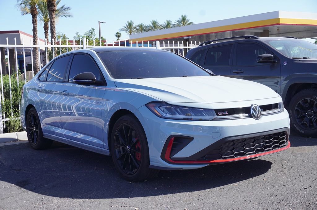 Used 2025 Volkswagen Jetta GLI Autobahn image 3