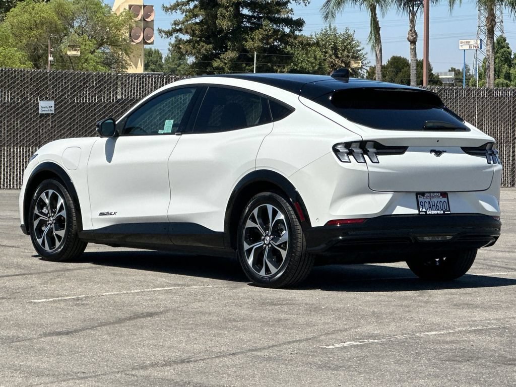 Certified 2022 Ford Mustang Mach-E Premium RWD image 5