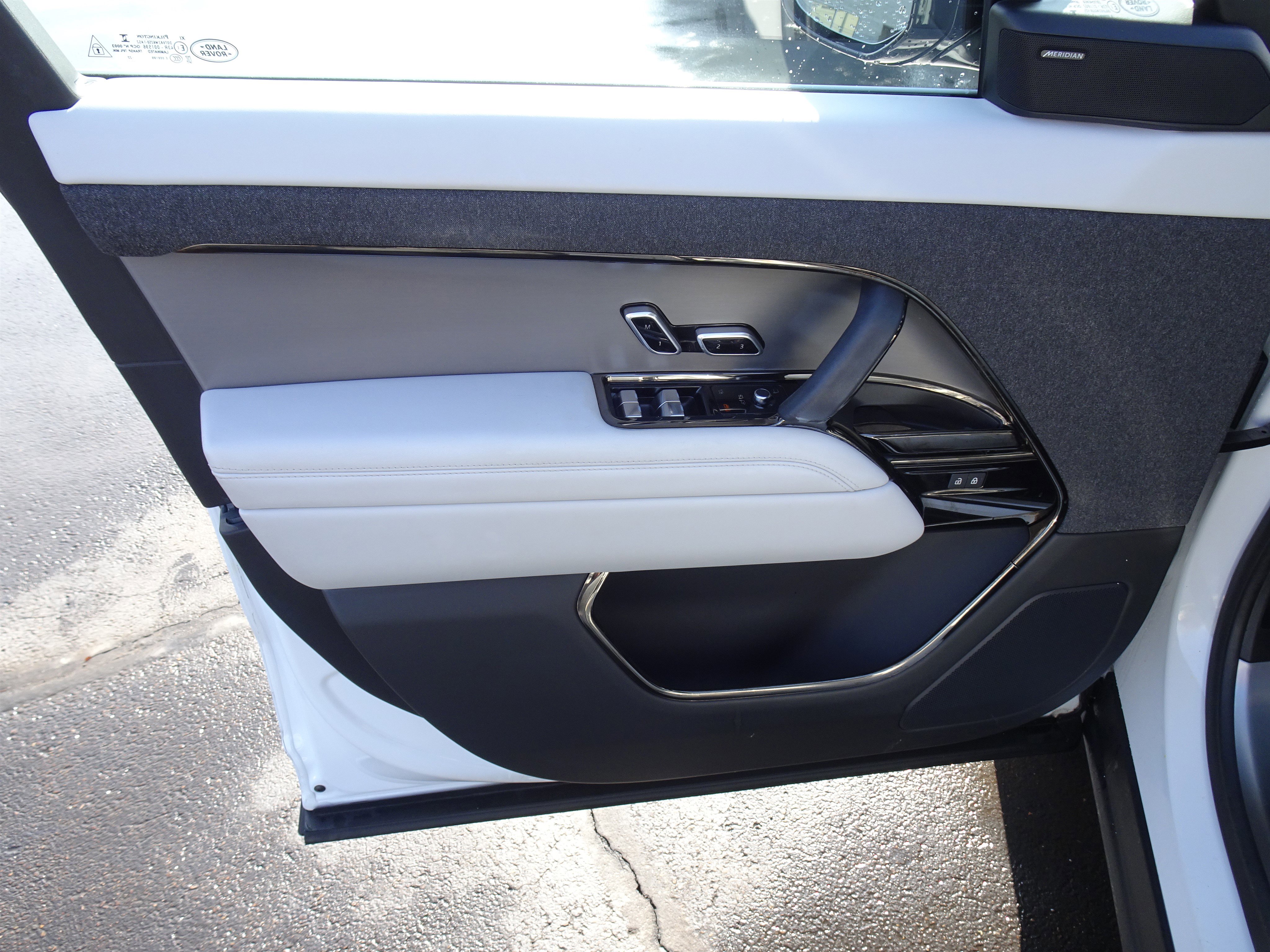 Certified 2023 Land Rover Range Rover Sport SE image 17