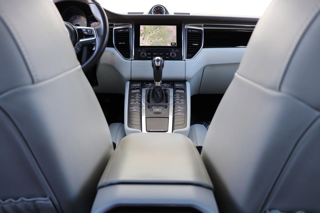 Used 2017 Porsche Macan S image 68