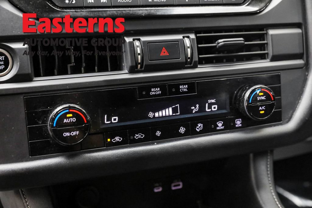 Used 2024 Nissan Pathfinder S image 20