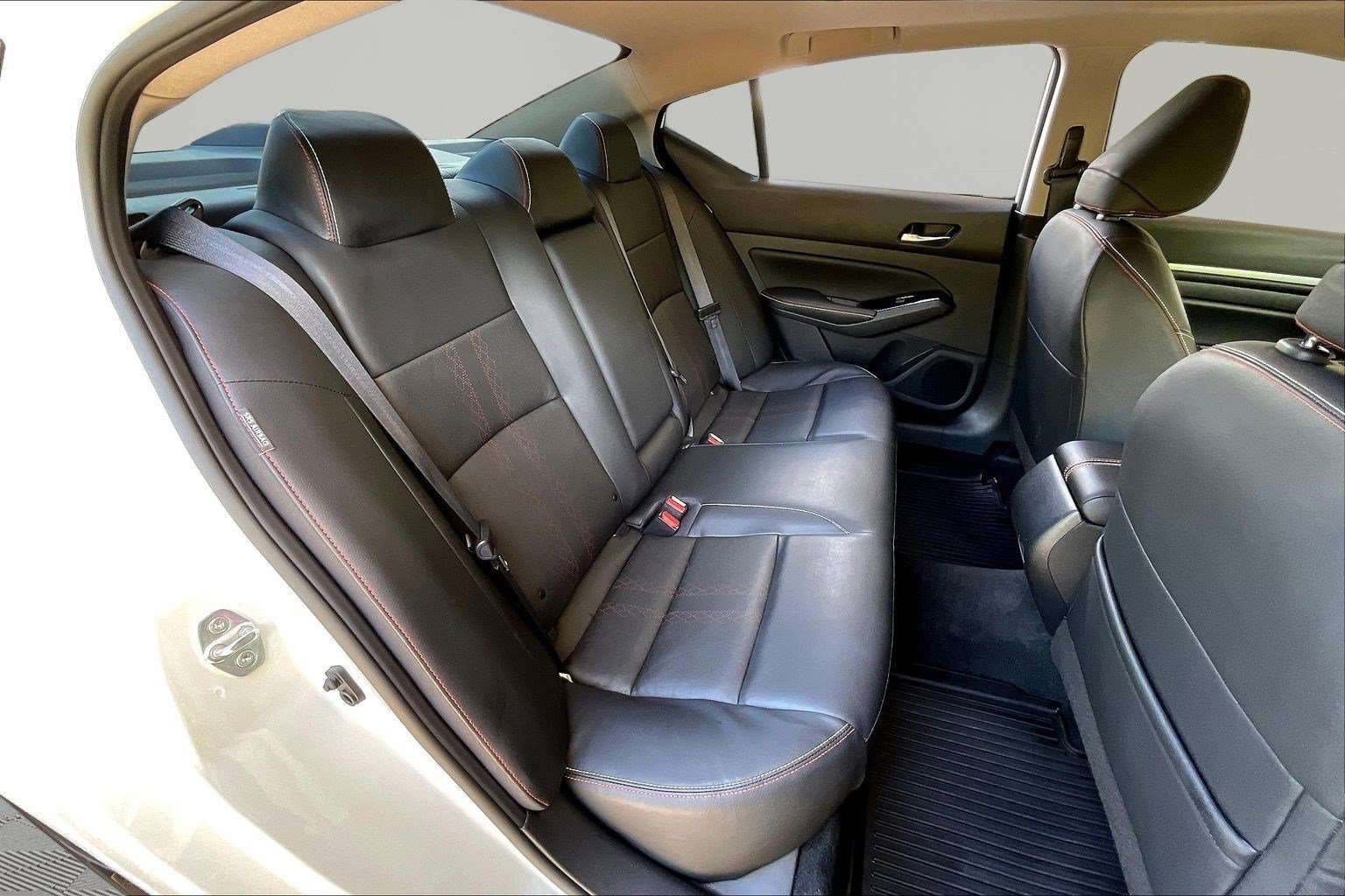 Used 2024 Nissan Altima 2.5 SR w/ SR Premium Package FWD image 24