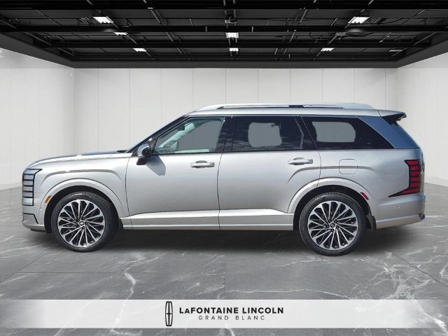Used 2026 Hyundai Palisade Calligraphy AWD/4WD image 2