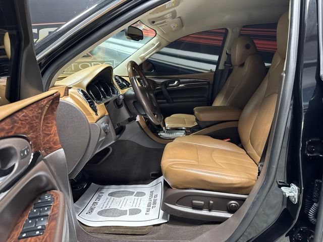 Used 2017 Buick Enclave Leather FWD image 5