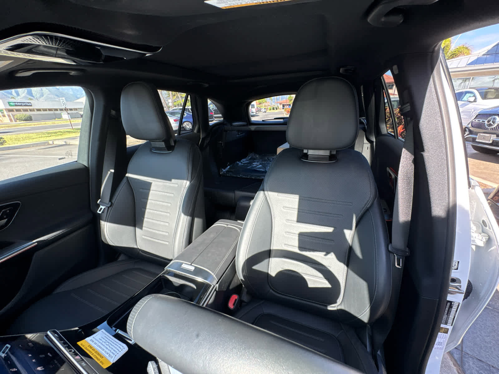 Used 2025 Mercedes-Benz GLC 300 image 14