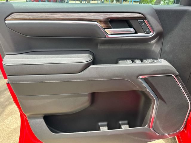 Used 2023 Chevrolet Silverado 1500 LT AWD/4WD image 25