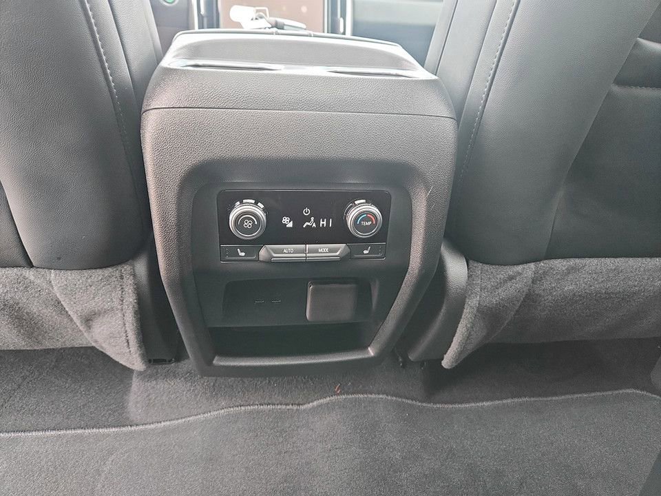 New 2026 GMC Acadia Elevation w/ Black Edition image 32