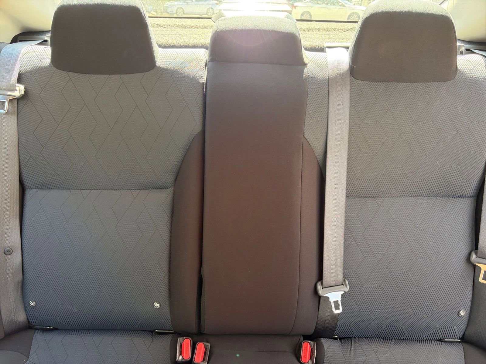 Used 2025 Nissan Versa SV FWD image 34