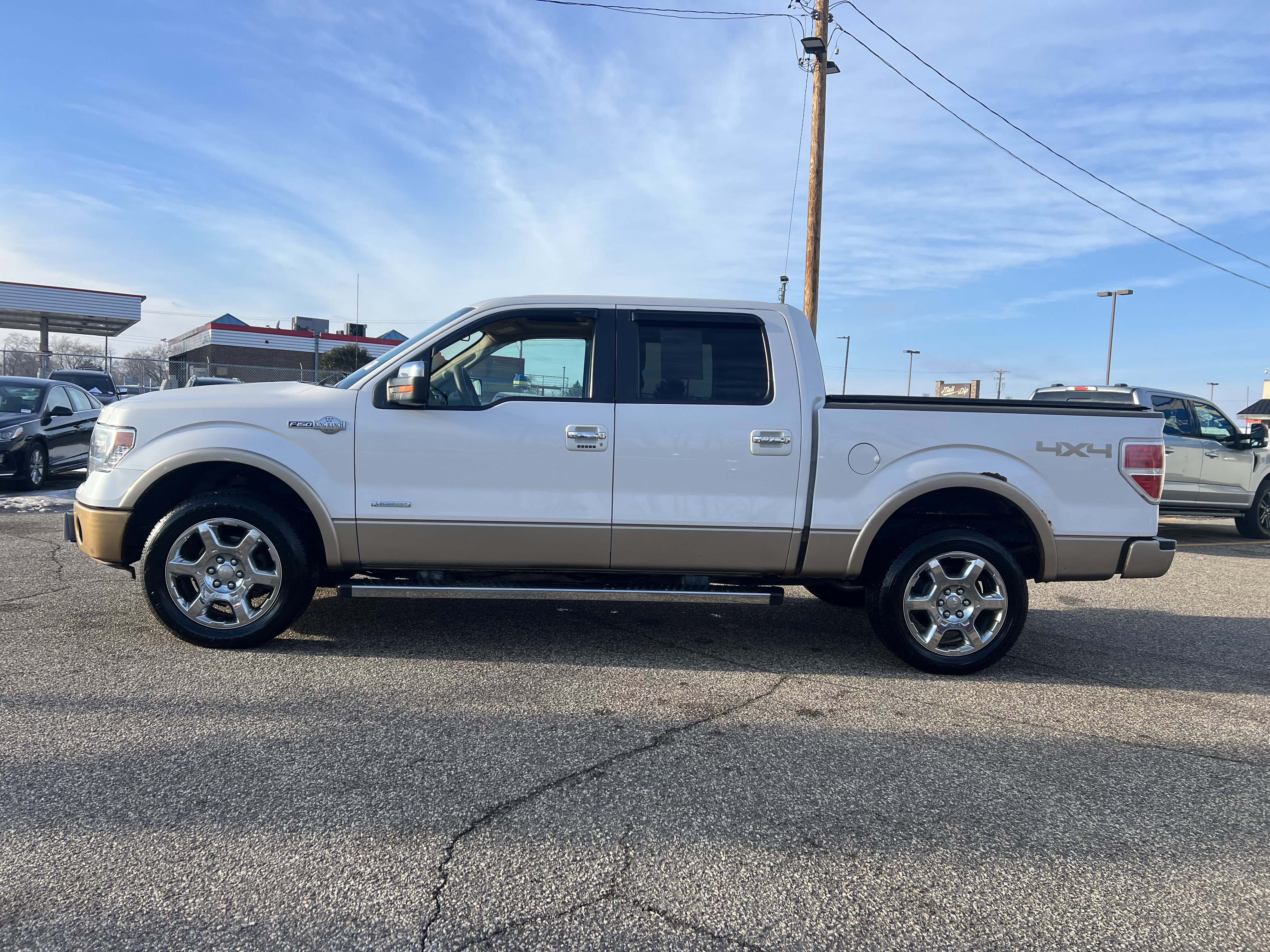 Used 2013 Ford F150 King Ranch w/ King Ranch Luxury Pkg image 4