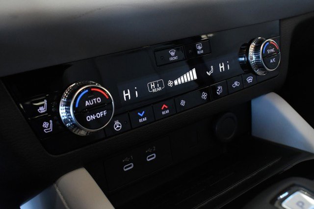 New 2026 Mitsubishi Outlander SEL AWD/4WD image 40