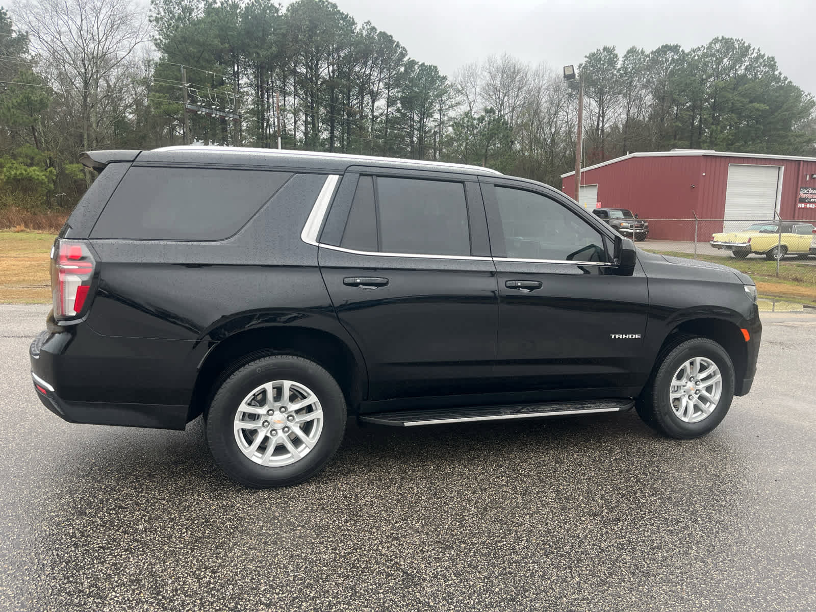 Used 2024 Chevrolet Tahoe LT image 8