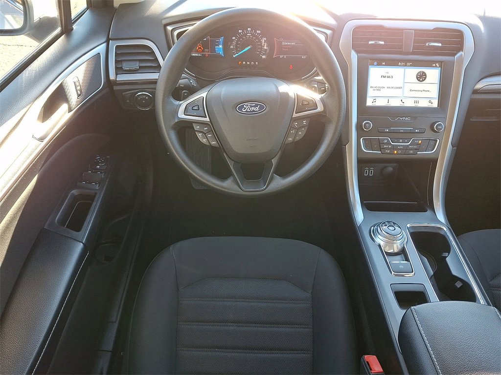 Certified 2019 Ford Fusion SE image 12